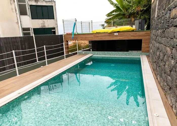 Homelike I アパート フンシャル